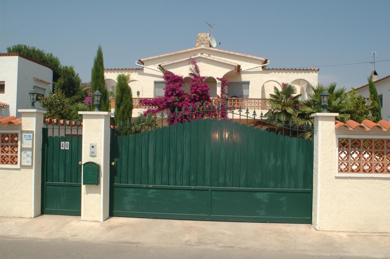 Villa Sol Empuriabrava Kültér fotó